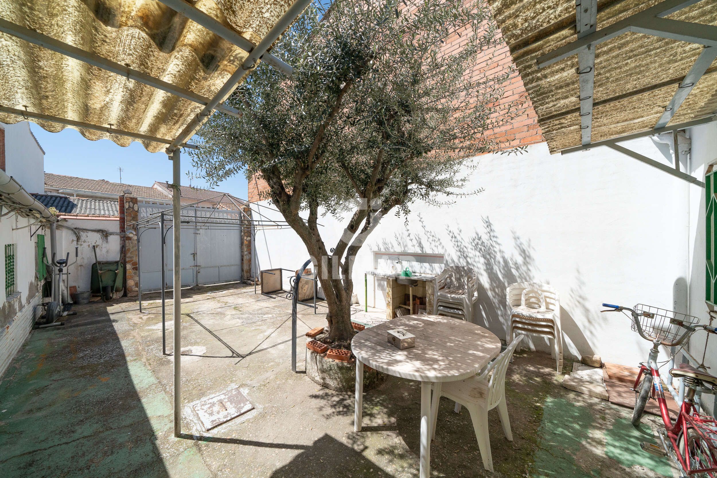 Terrace of Single-family semi-detached for sale in Fuente El Saz de Jarama