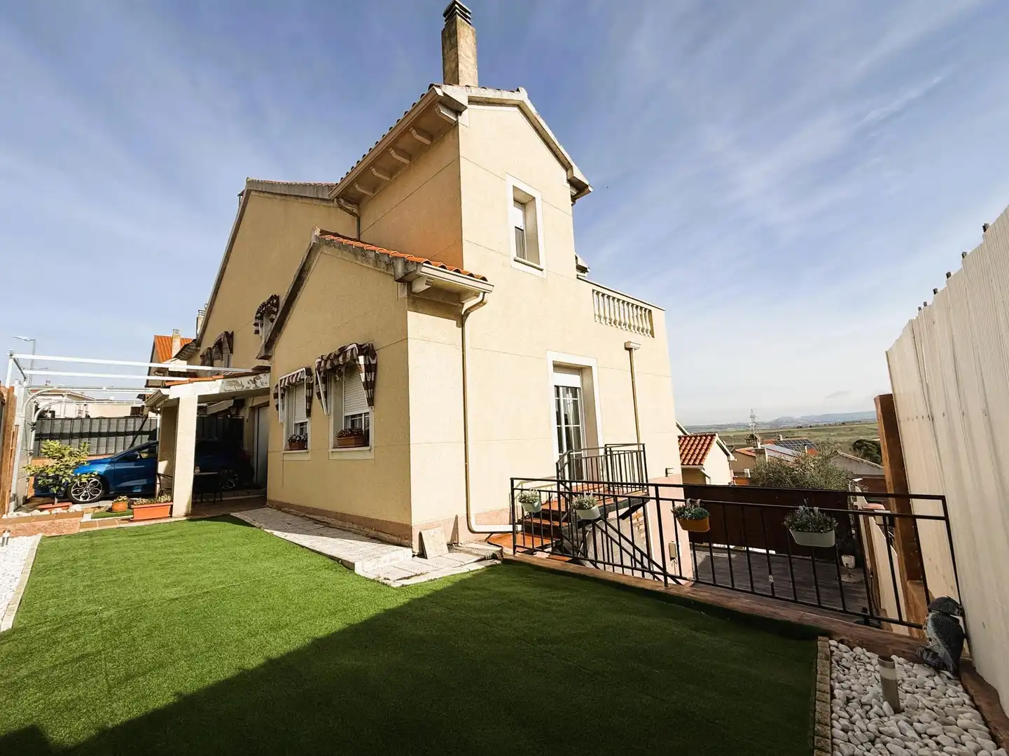 Jardín de Casa adosada en venta en Loeches con Calefacción, Jardín privado y Terraza