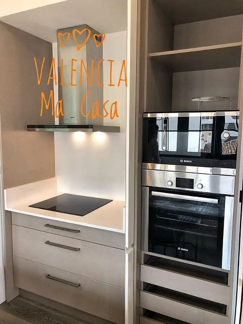 Penthouse with terrace to rent in Ciutat Vella, imagen 9