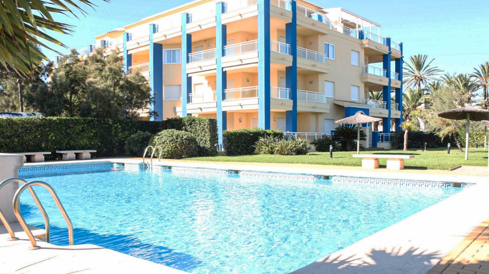 Swimming pool of Apartments for sale in Dénia  with Air Conditioner, Heating and Private garden