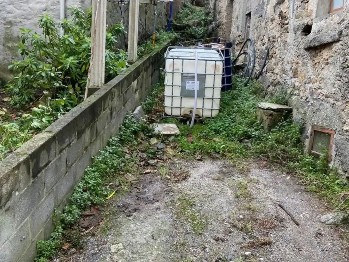 Vista exterior de Finca rústica en venda en Mañón amb Balcó