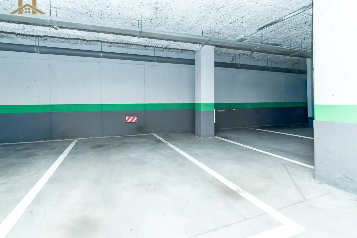 Parkplatz von Wohnung zum Verkauf in Leganés mit Klimaanlage, Heizung und Terrasse
