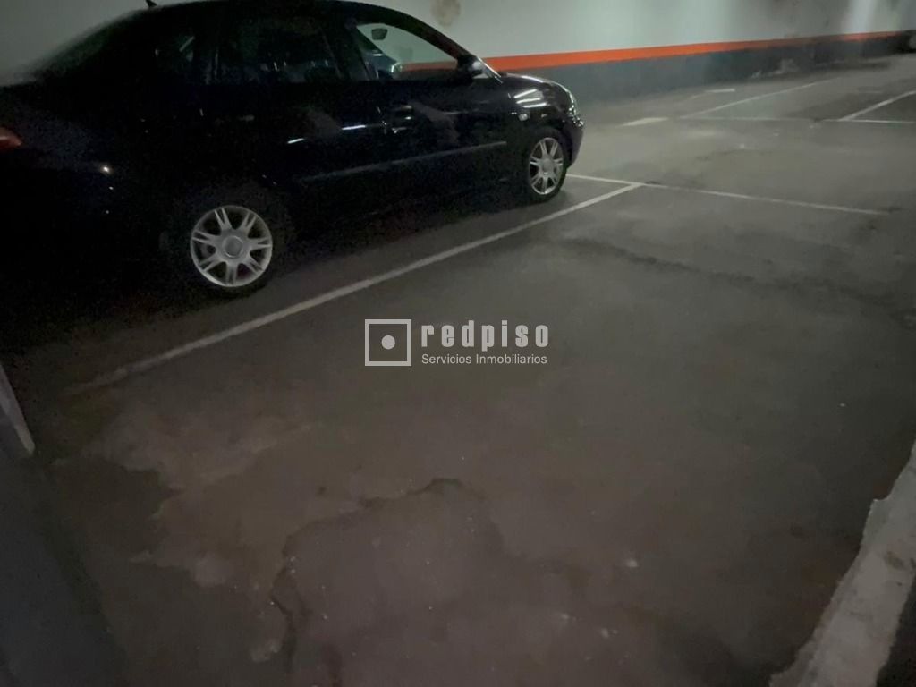 Aparcament de Garatge en venda en  Madrid Capital