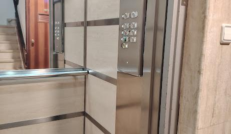 Photo 2 of Flat for sale in Calle Pintor Madrazo, 1, La Zarzuela - San José - Belén, Linares