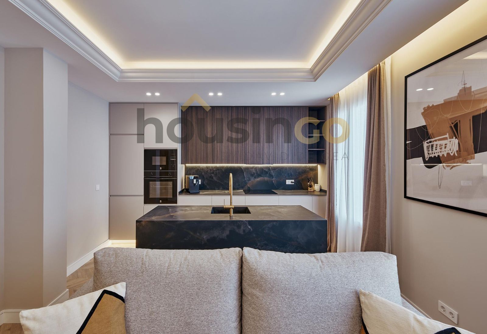 Living room of Flat for sale in  Madrid Capital  with Air Conditioner, Heating and Furnished