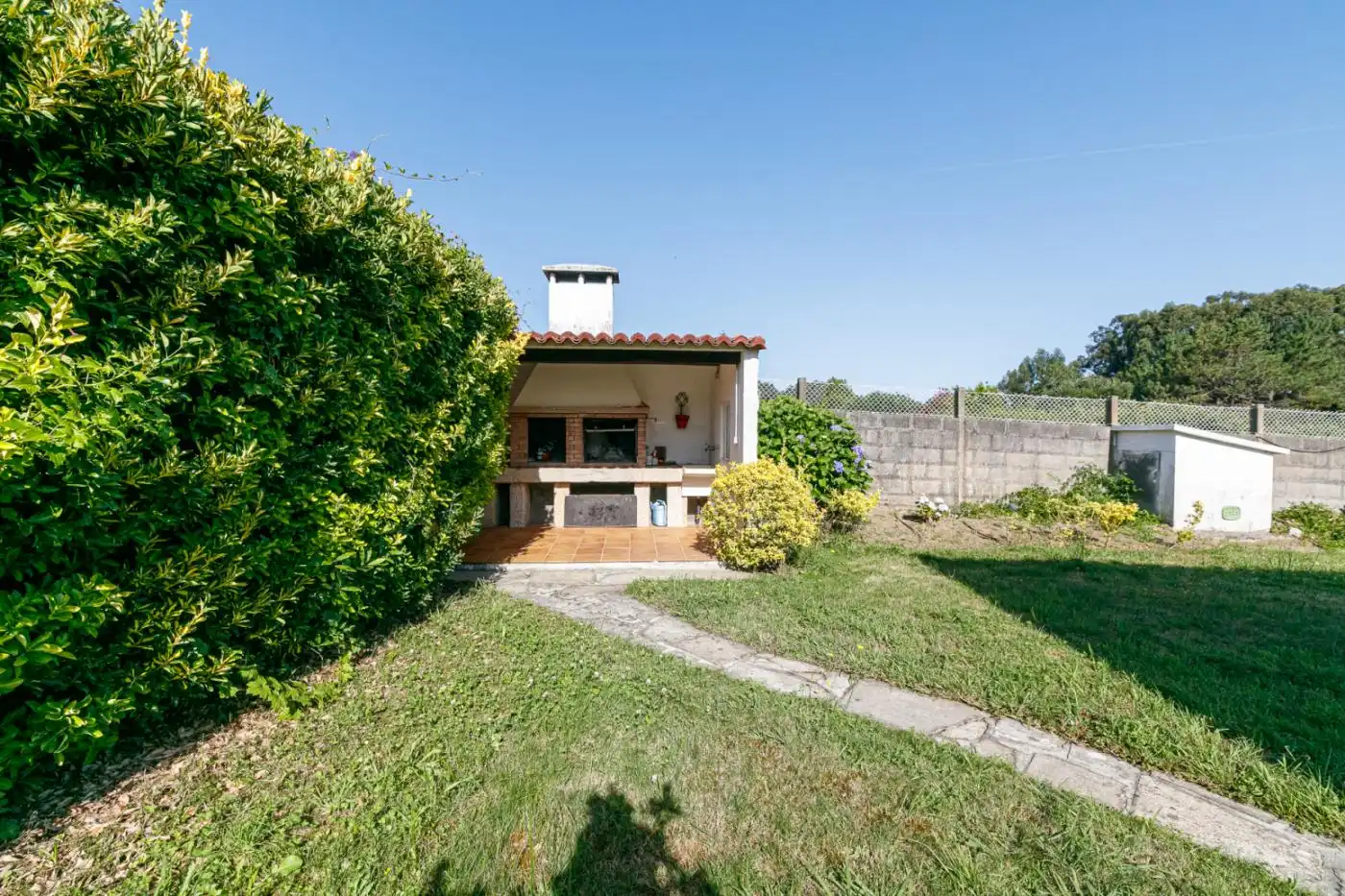 Jardín de Casa o chalet en venta en Bueu con Calefacción, Terraza y Amueblado