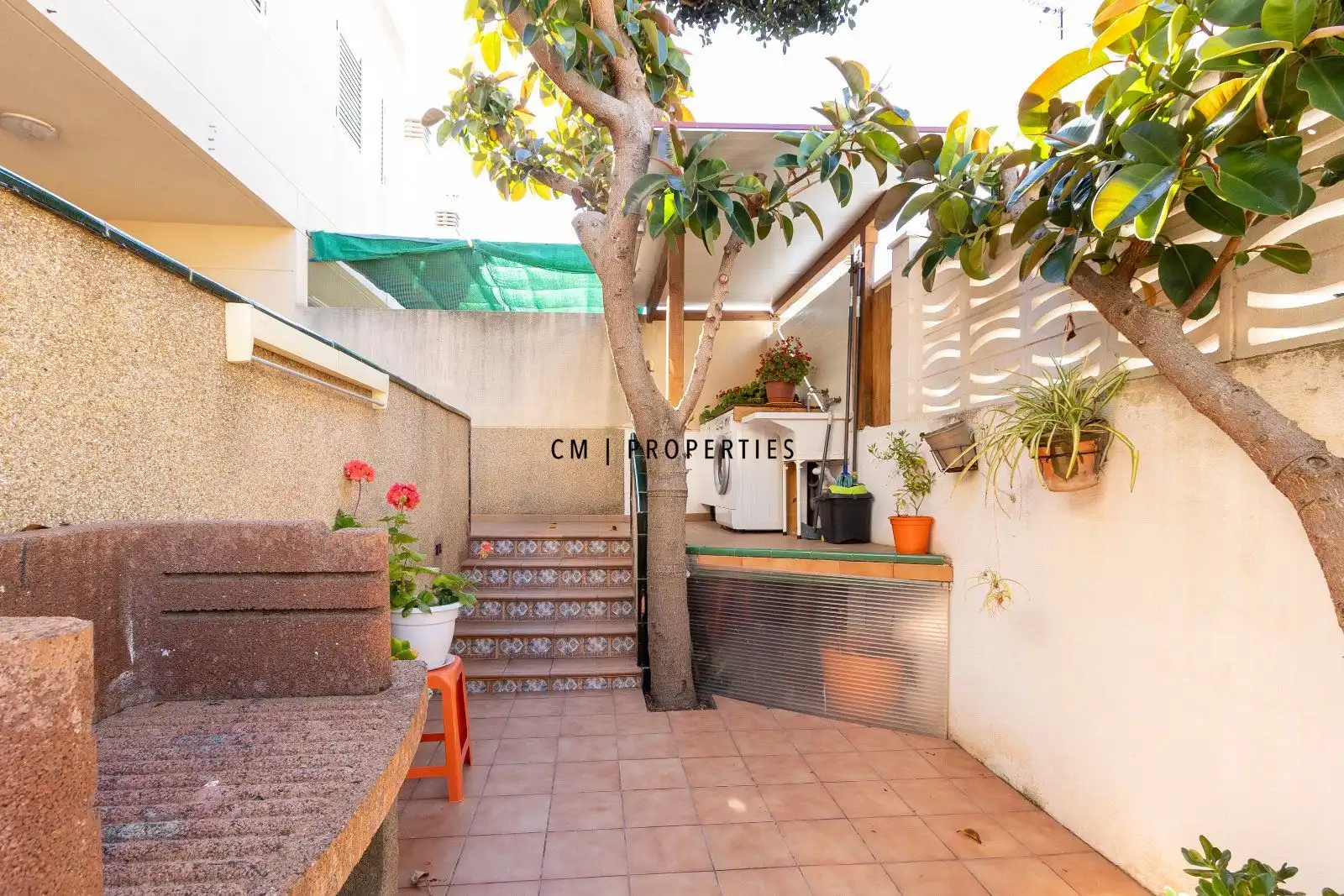 Terrace of Detached homes for sale in Sagunto / Sagunt  with Air Conditioner, Terrace and Oven