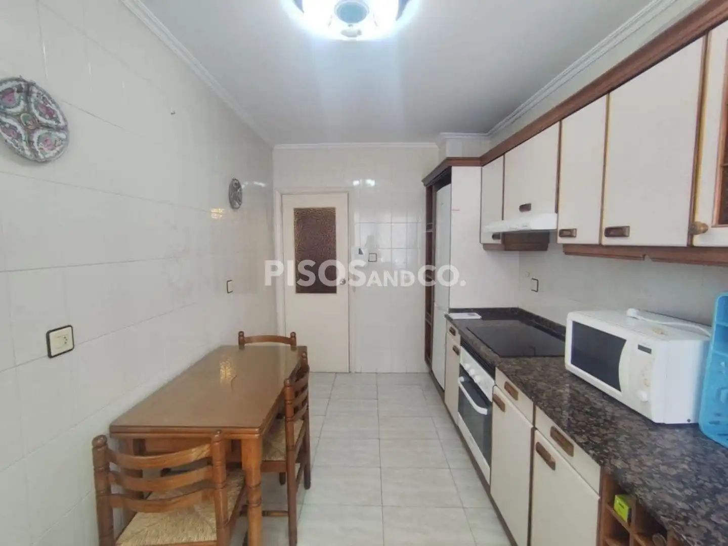 Küche von Wohnung zur Miete in A Coruña Capital  mit Heizung und Möbliert