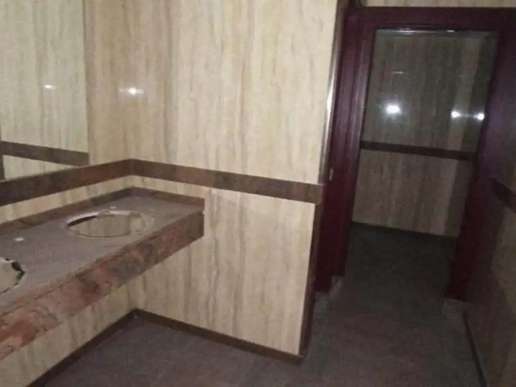 Local comercial en venda a Calle la Carolina, imagen 26