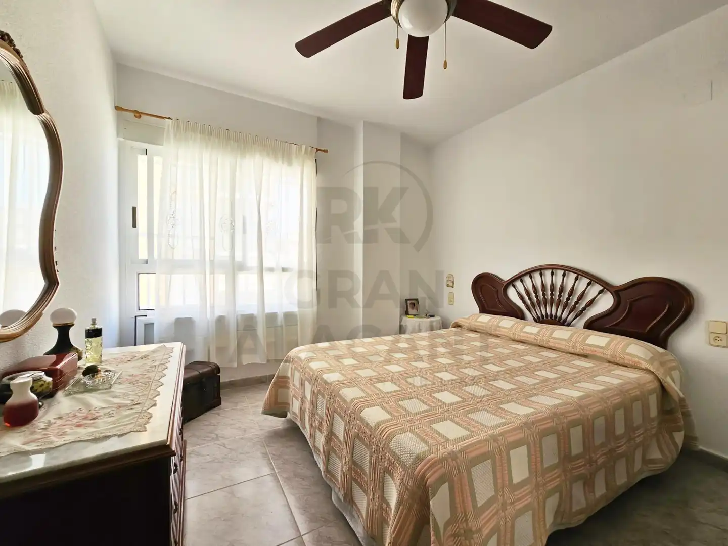 Habitación de Apartamento en venta en Elche / Elx con Aire acondicionado, Calefacción y Terraza