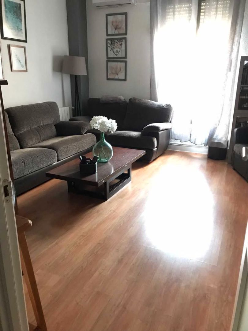 Sala d'estar de Pis en venda en  Jaén Capital amb Aire condicionat