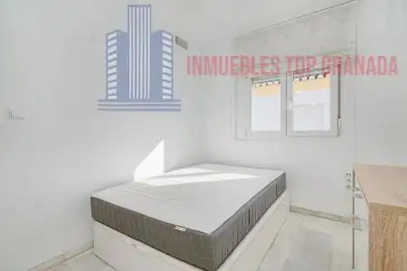 Dúplex en venta en Torre de Comares, Barrio de Zaidín