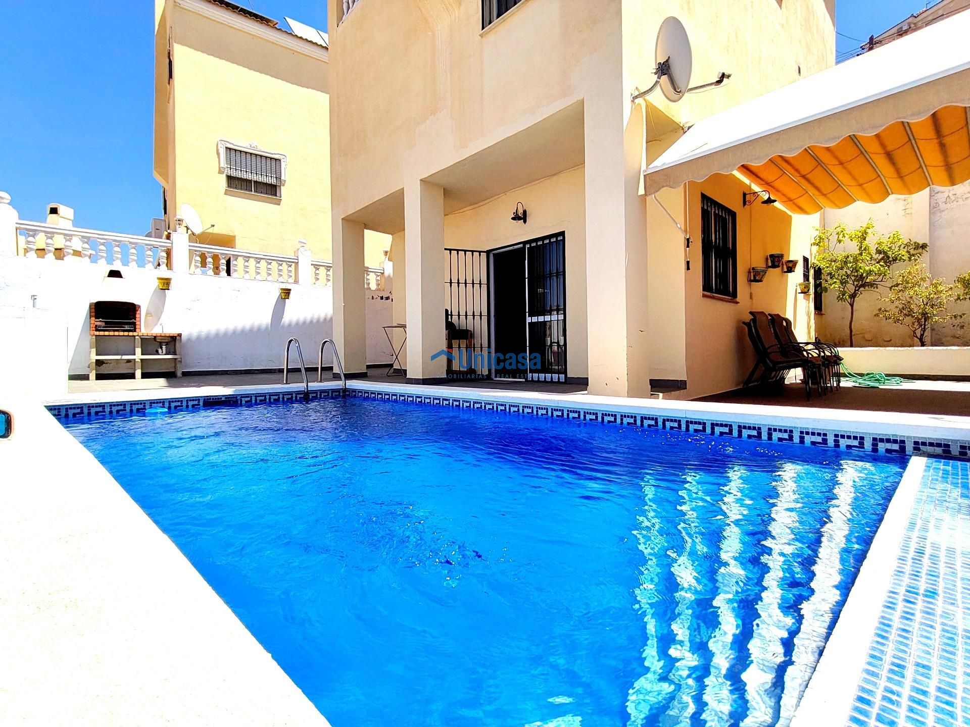 Piscina de Casa o xalet en venda en Málaga Capital amb Aire condicionat, Calefacció i Terrassa