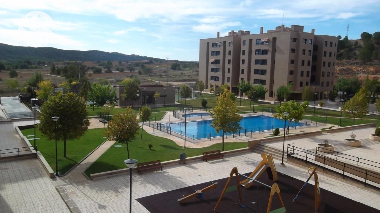 Swimming pool of Flat to rent in Cuenca Capital  with Heating, Swimming Pool and Furnished