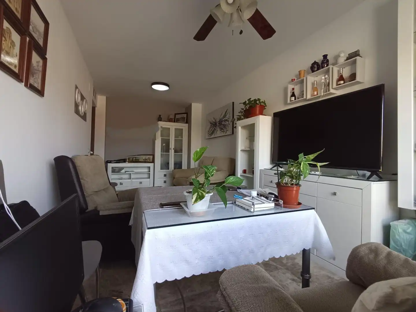 Living room of Flat for sale in Córdoba  with Air Conditioner, Heating and Furnished