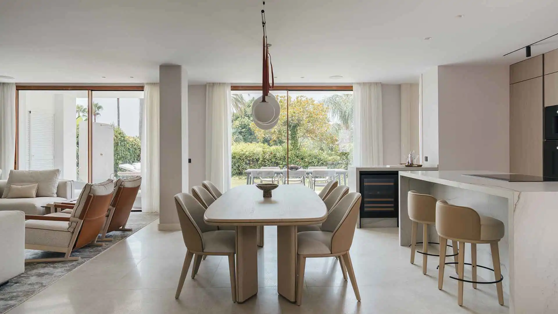Apartament amb piscina en venda a Nueva Andalucía, imagen 2