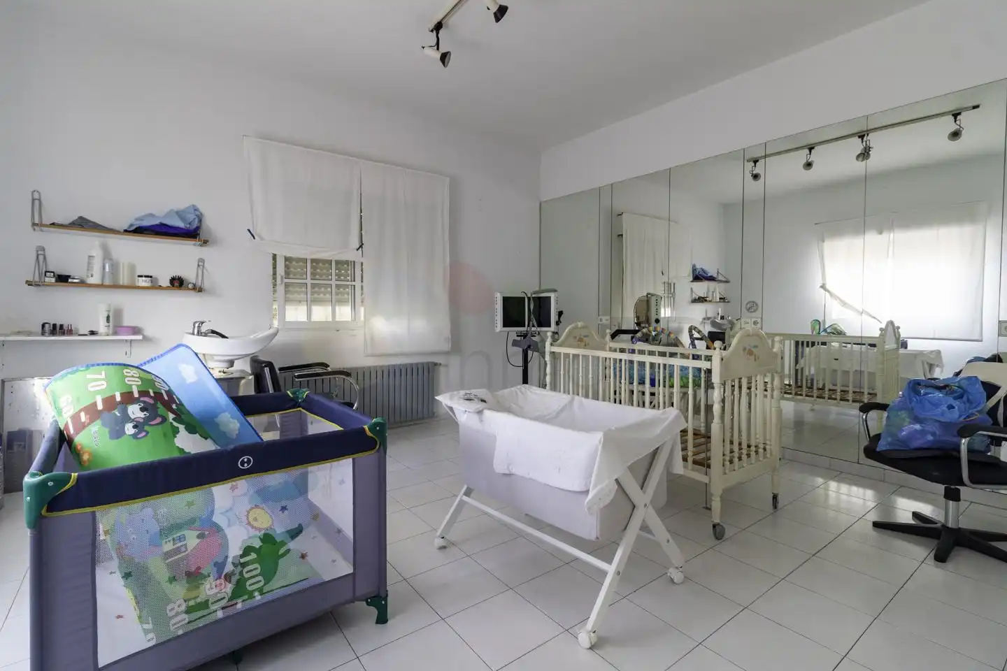 Habitación de Casa o chalet en venta en Huelva con Aire acondicionado, Calefacción y Jardín privado