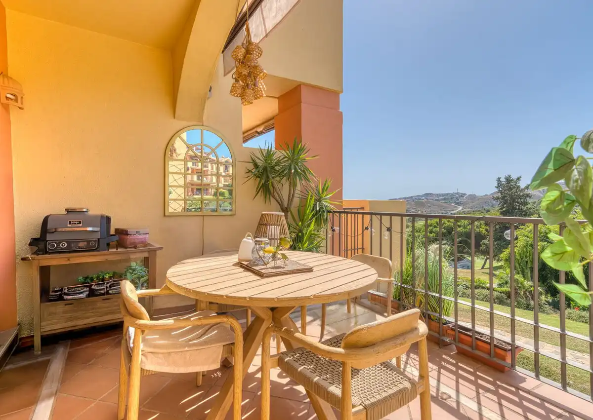 Terrace of Apartments for rent in Benahavís  with Air Conditioner, Terrace and Community pool