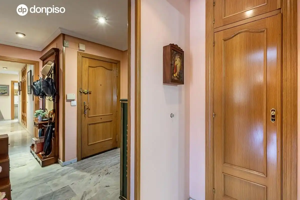 Piso en venta en Granada con Aire acondicionado, Calefacción y Terraza