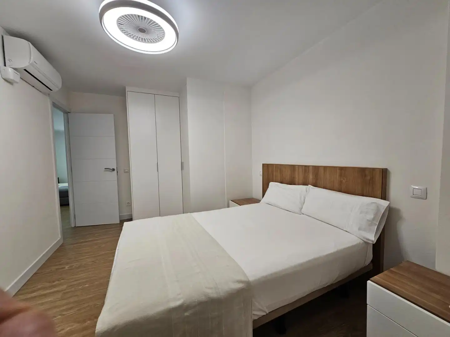 Habitación de Piso de alquiler en Las Palmas de Gran Canaria con Aire acondicionado, Parquet y Balcón