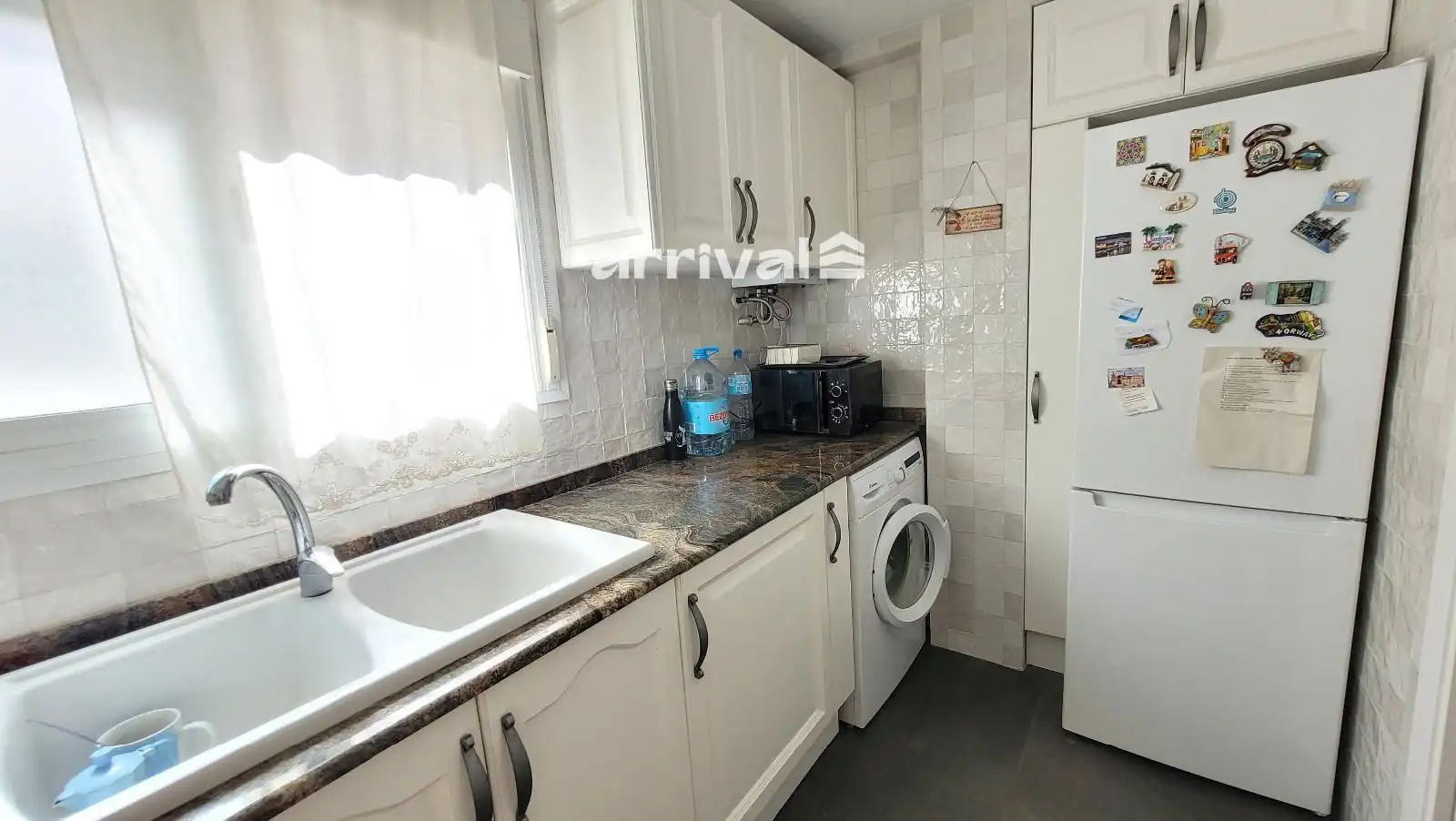 Küche von Wohnung zur untervermieten in Valencia mit Klimaanlage, Möbliert und Waschmaschine