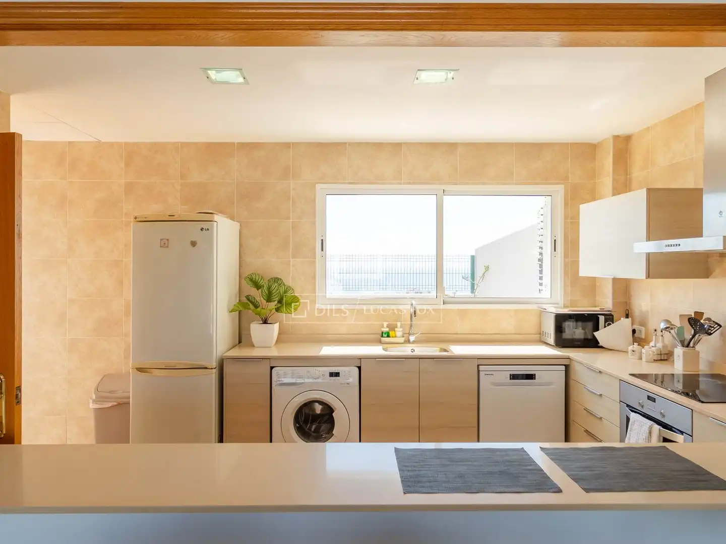 Kitchen of Houses for sale in Cullera  with Air Conditioner, Heating and Terrace