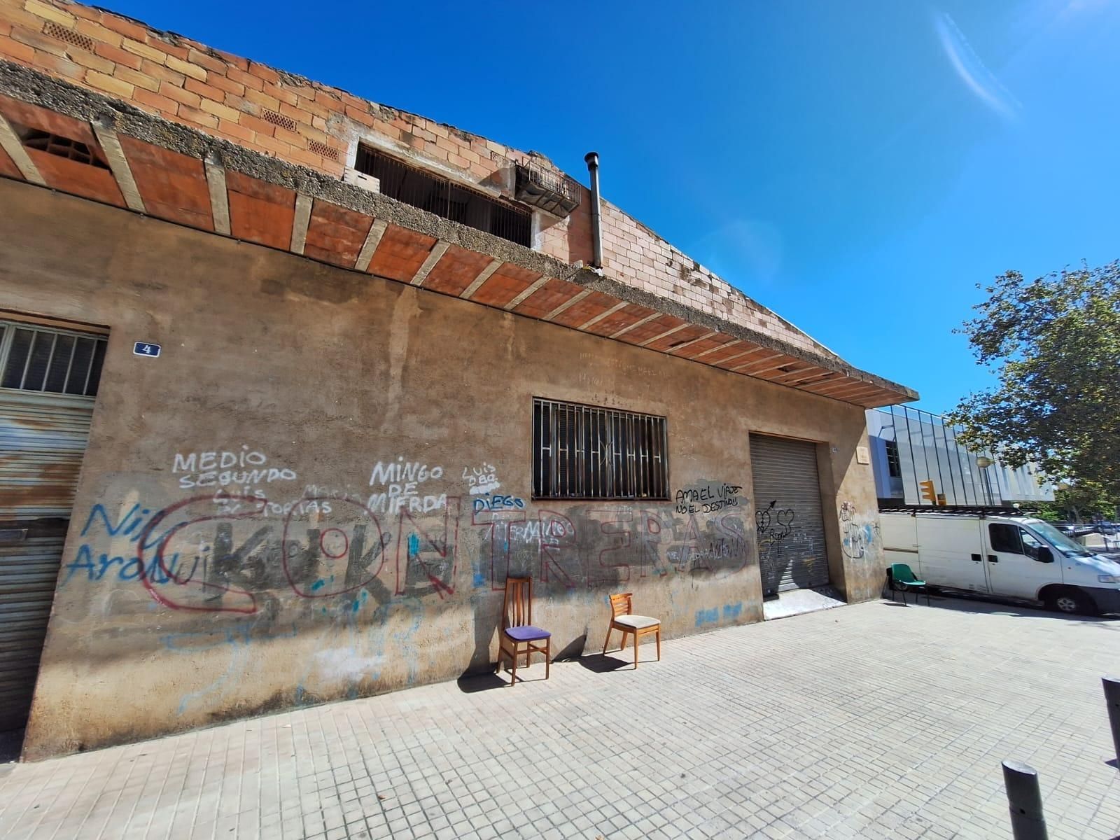 Vista exterior de Local en venta en Sabadell