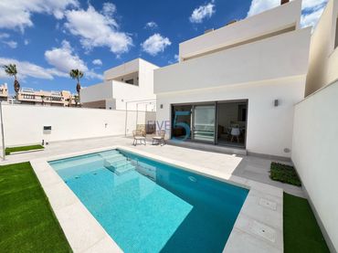 Casa en venda a Orihuela Costa