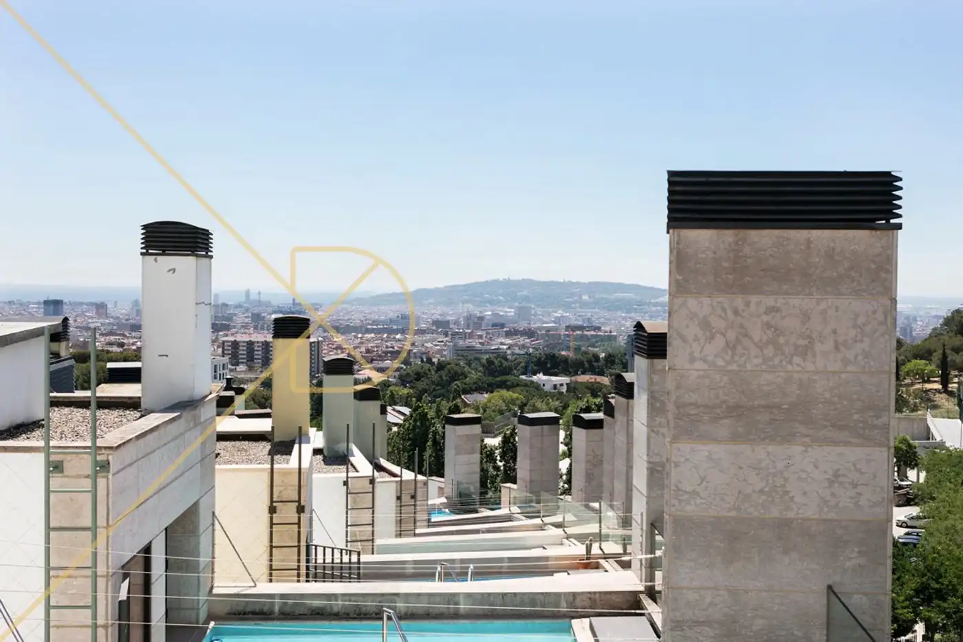 Vista exterior de Casa o xalet en venda en Barcelona amb Aire condicionat, Calefacció i Parquet