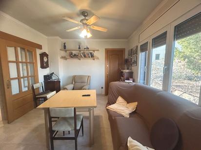 Sala d'estar de Casa o xalet en venda en Castellgalí amb Aire condicionat, Calefacció i Jardí privat