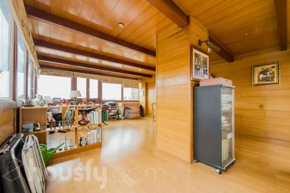 Sala de estar de Piso en venta en Barcelona con Aire acondicionado, Calefacción y Jardín privado