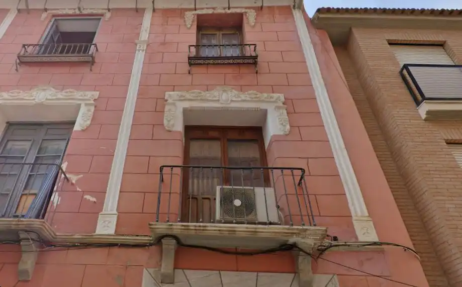 Haus zum Verkauf in Calle ALFEREZ CRESPO 6, imagen 2