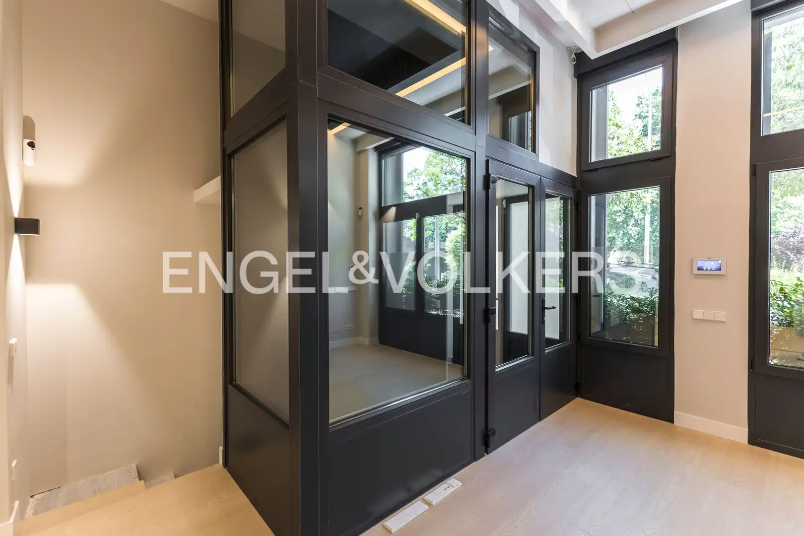 Apartments for rent in Madrid  with Air Conditioner and Heating