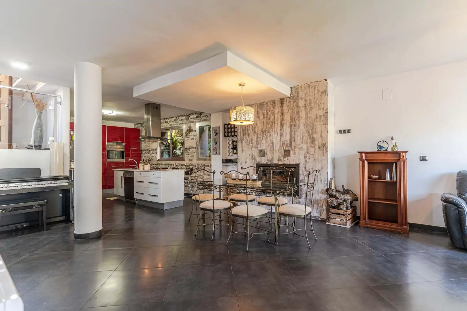 Comedor de Casa o chalet en venta en Loja con Aire acondicionado, Jardín privado y Trastero