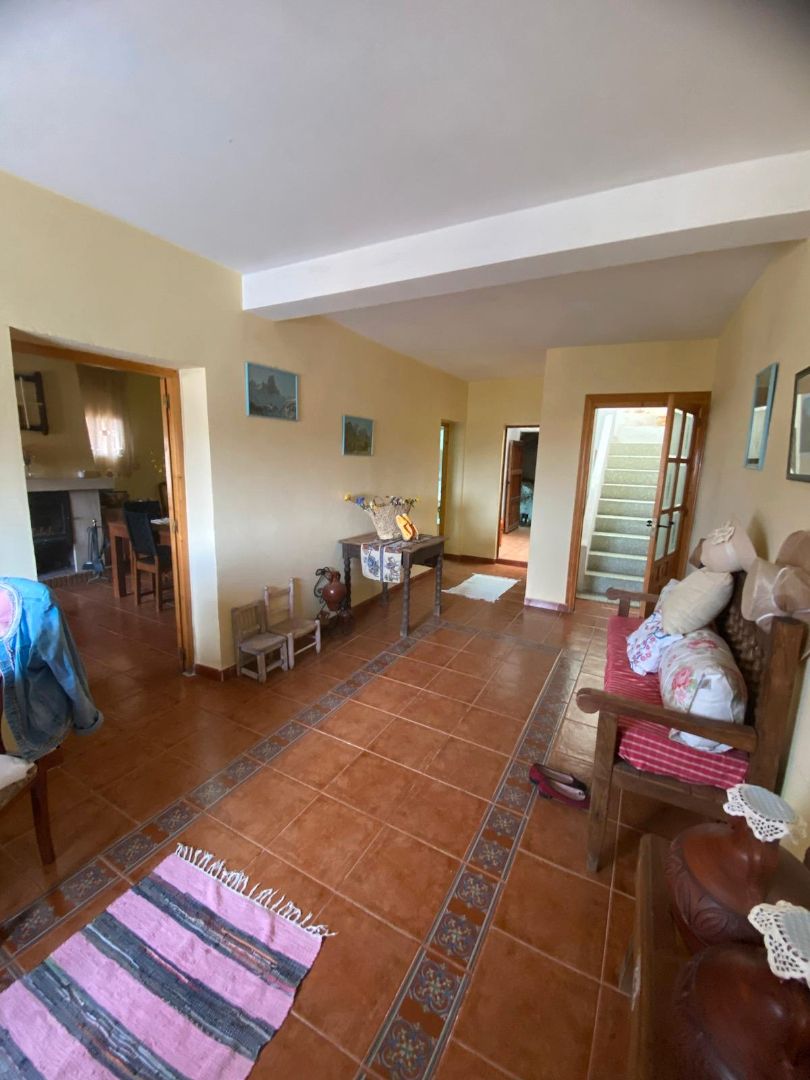 Casa o xalet en venda en Huete amb Calefacció, Moblat i Balcó