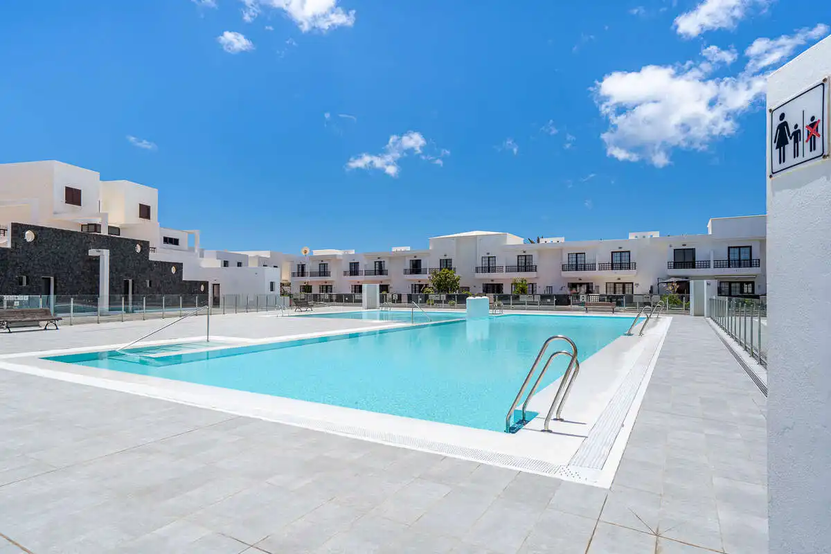 Piscina de Dúplex en venta en Teguise con Piscina comunitaria