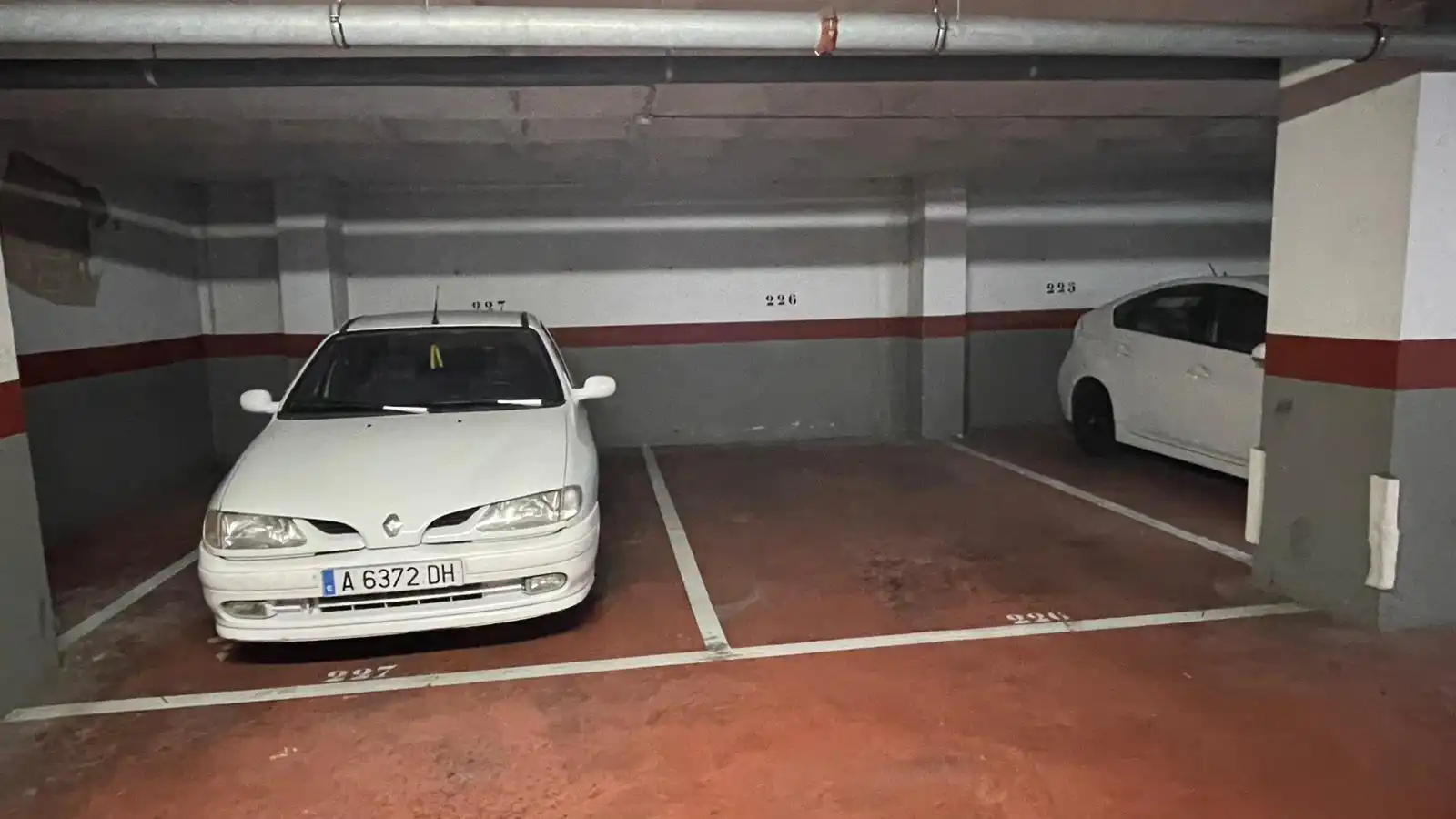 Aparcament de Apartament de lloguer en Villajoyosa / La Vila Joiosa amb Aire condicionat, Moblat i Balcó