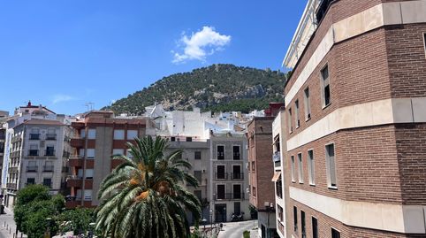 Foto 2 de Pis en venda a Calle Millán de Priego, San Bartolomé - Millán de Priego, Jaén Capital
