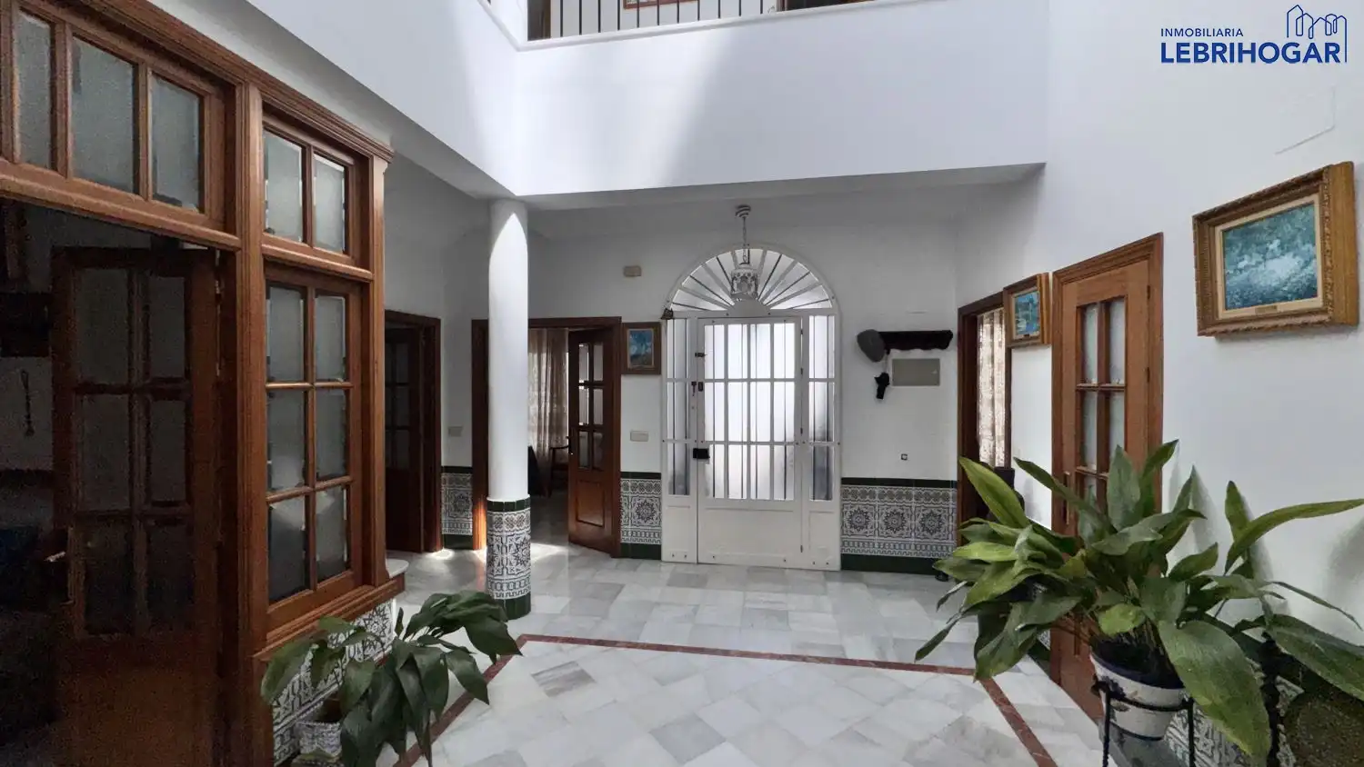 Casa o chalet en venta en Lebrija con Calefacción, Trastero y Balcón