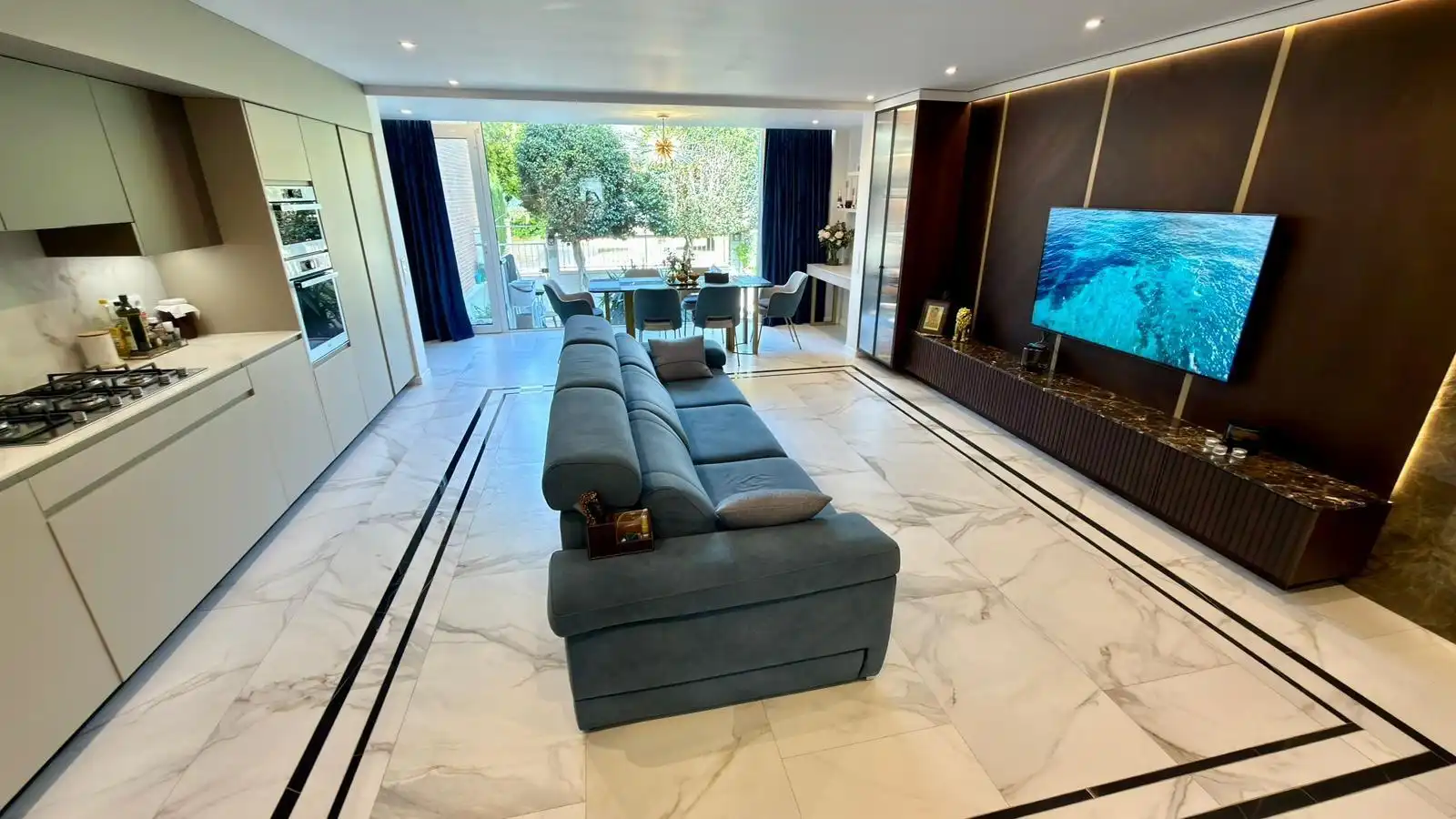 Sala de estar de Casa o chalet en venta en Alicante / Alacant con Aire acondicionado, Calefacción y Jardín privado