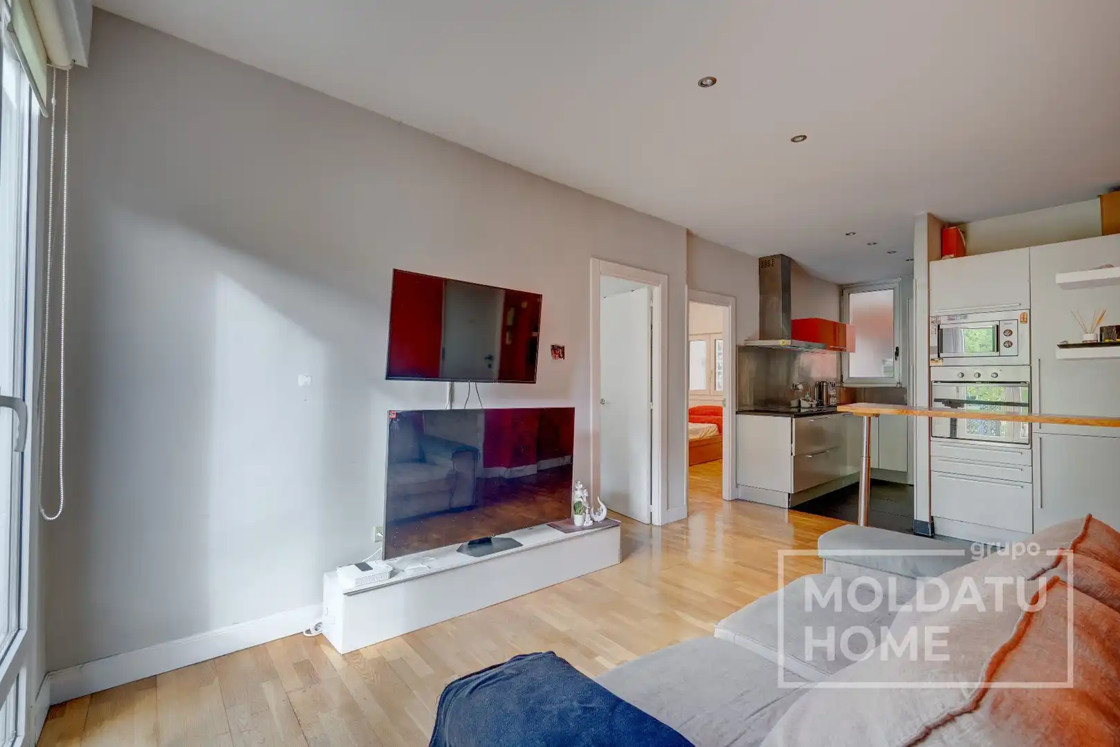 Living room of Flat for sale in Donostia - San Sebastián   with Heating and Furnished