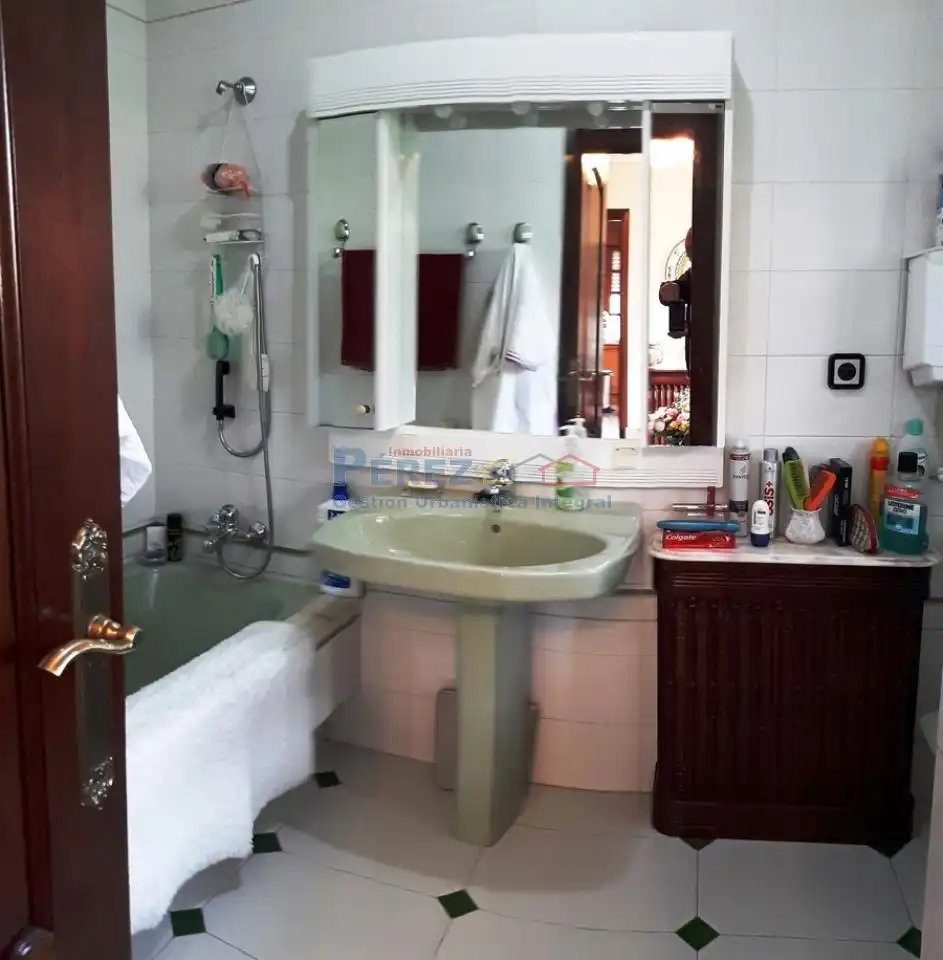 Baño de Casa o chalet en venta en Fene con Calefacción, Jardín privado y Amueblado