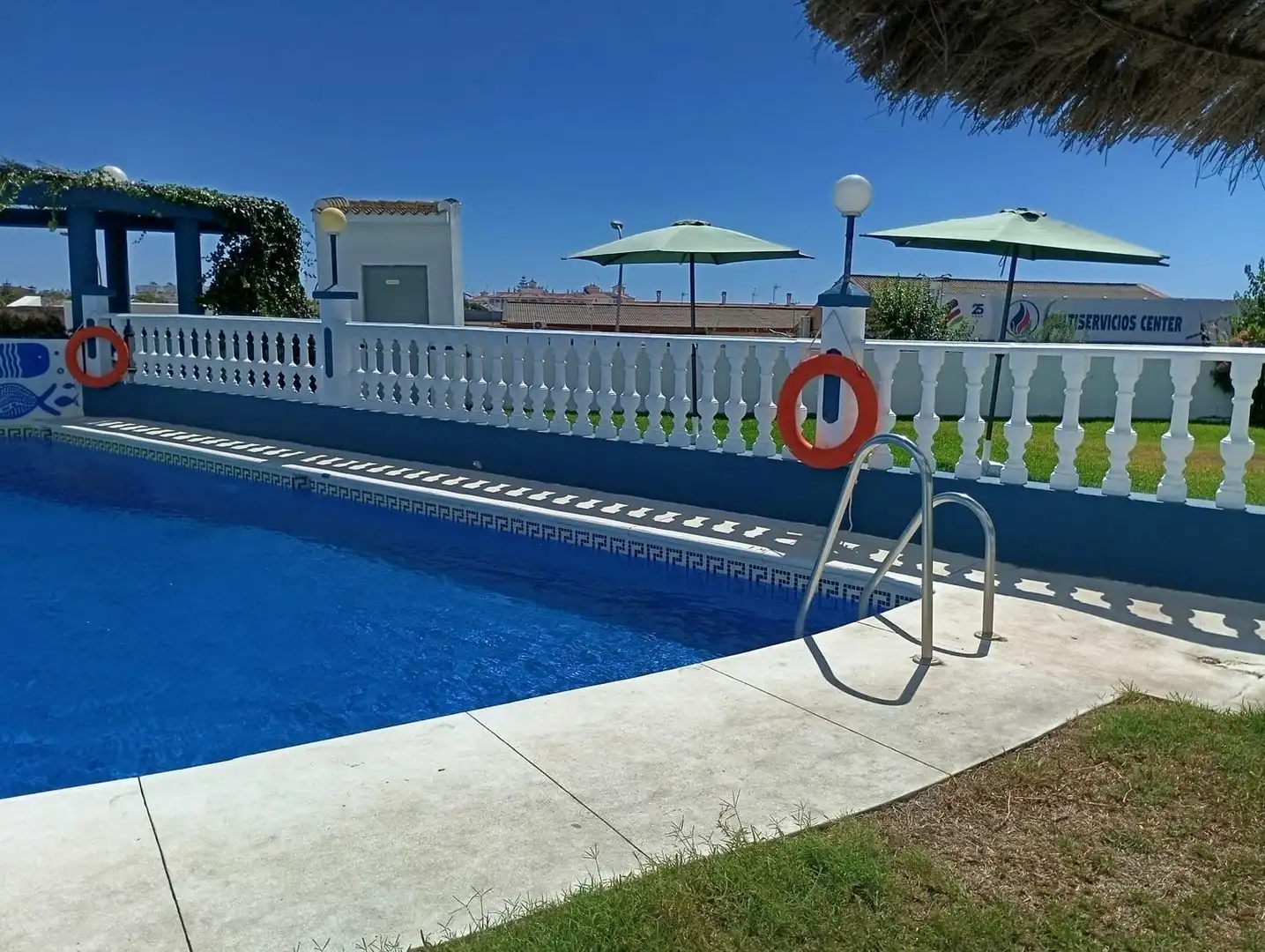 Piscina de Piso en venta en Matalascañas 