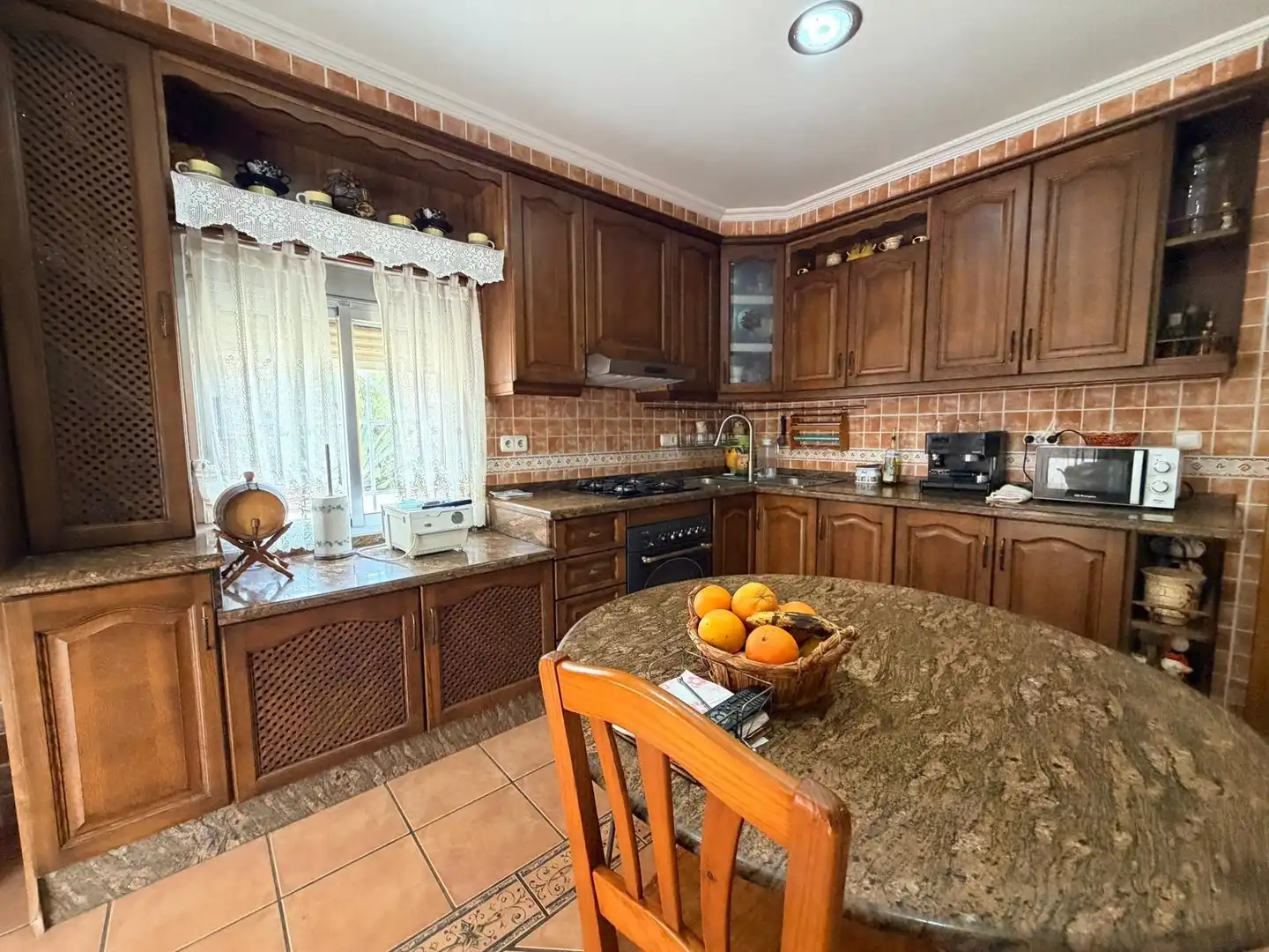 Kitchen of Houses for sale in Elche / Elx  with Air Conditioner, Heating and Private garden