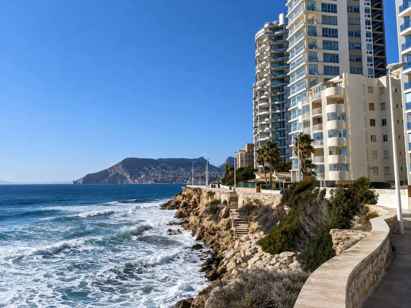 Appartement compact avec piscine à vendre à Playa Arenal - Bol