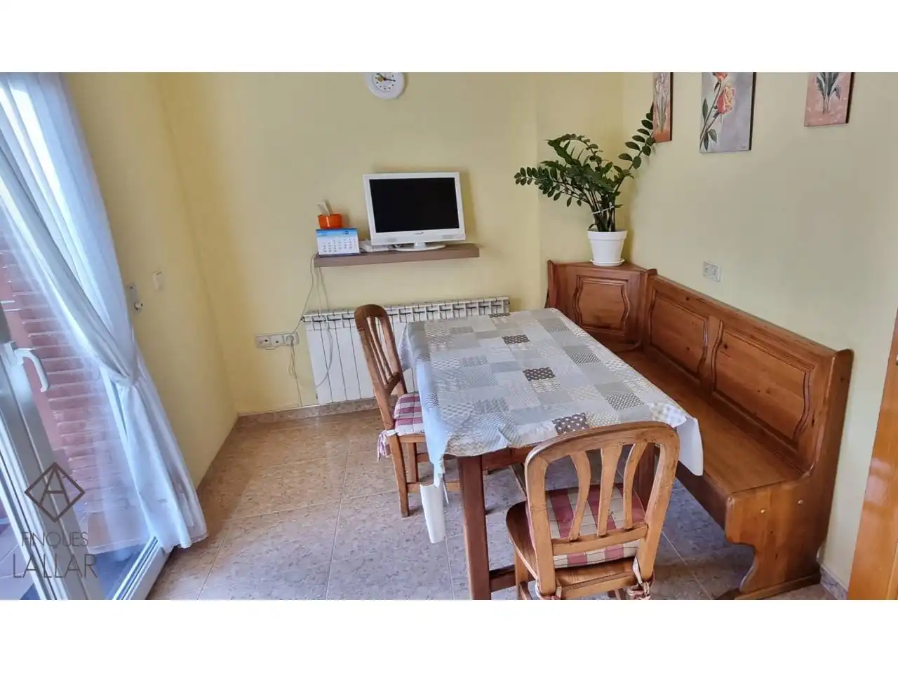 Comedor de Casa adosada en venta en Granollers con Calefacción, Jardín privado y Terraza