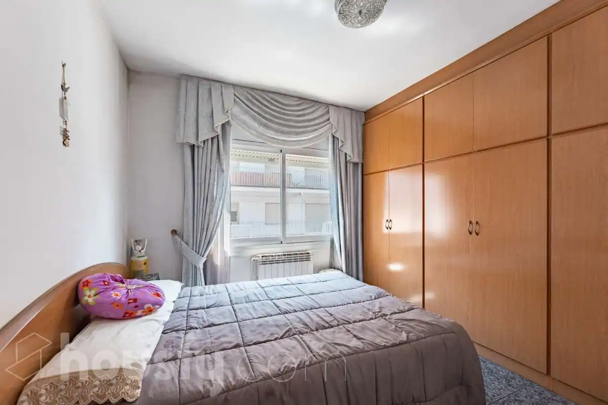 Habitación de Piso en venta en Vilafranca del Penedès con Calefacción, Trastero y Balcón