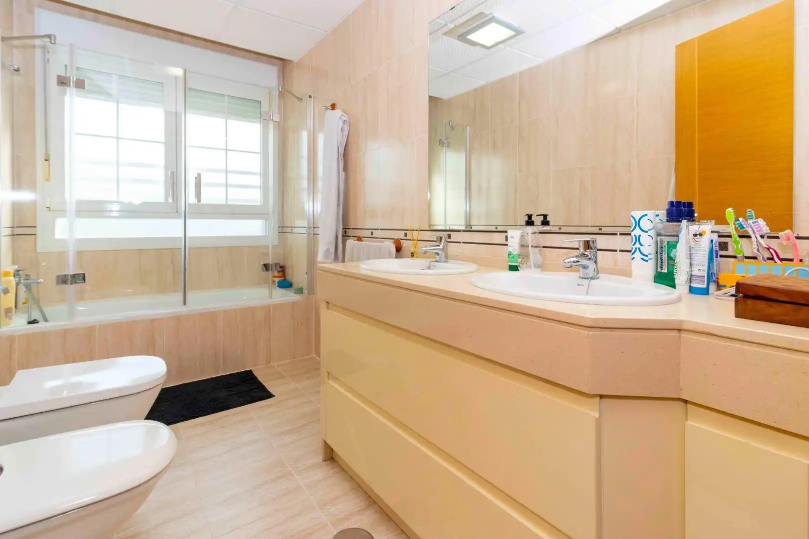 Baño de Piso en venta en Badajoz con Calefacción, Parquet y Trastero