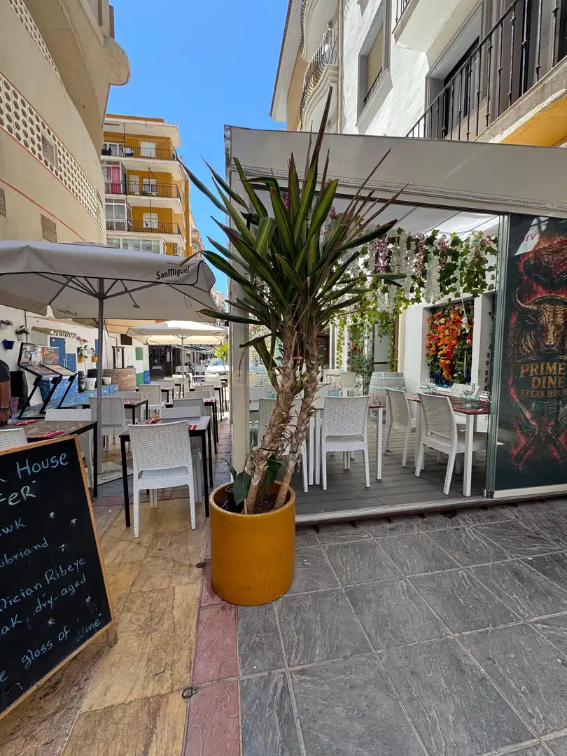 Local en traspaso en Fuengirola con Aire acondicionado