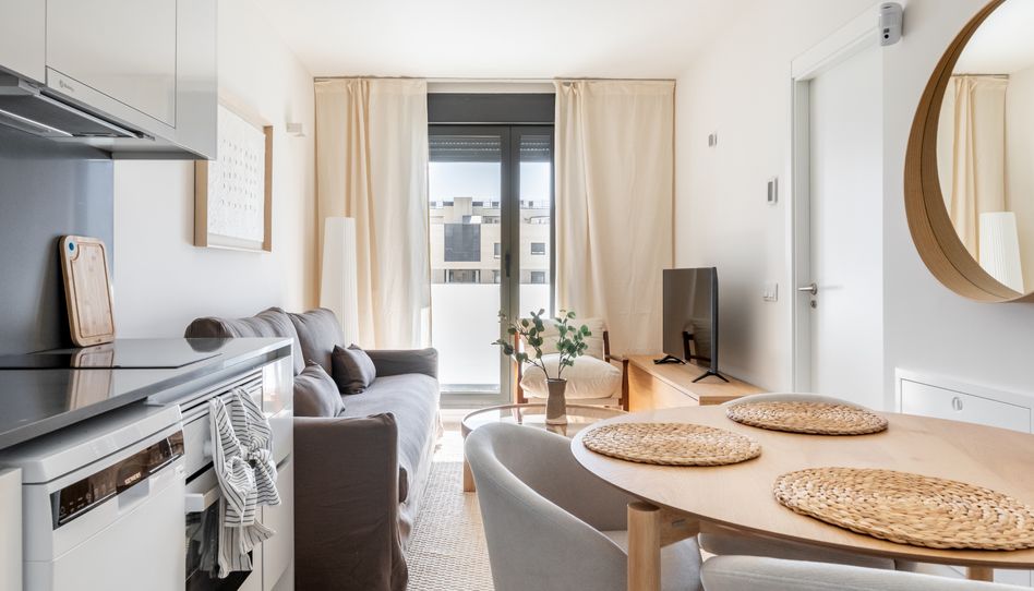 Apartamento de alquiler en Calle de las Viñas del Rio, 12, Butarque - Imagen 2